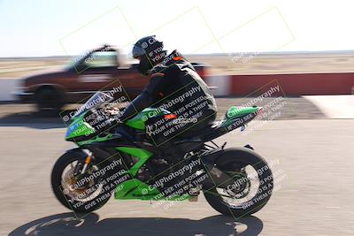 media/Nov-03-2025-Lets Ride (Mon) [[4d74c1c4d3]]/C Group/Grid/